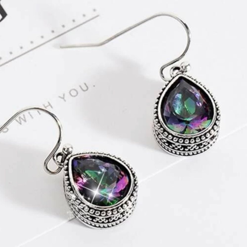 🎉HP🎉 🦋 3/$24 925 Silver Vintage-inspired mystic topaz earrings / NWOT - Picture 4 of 7